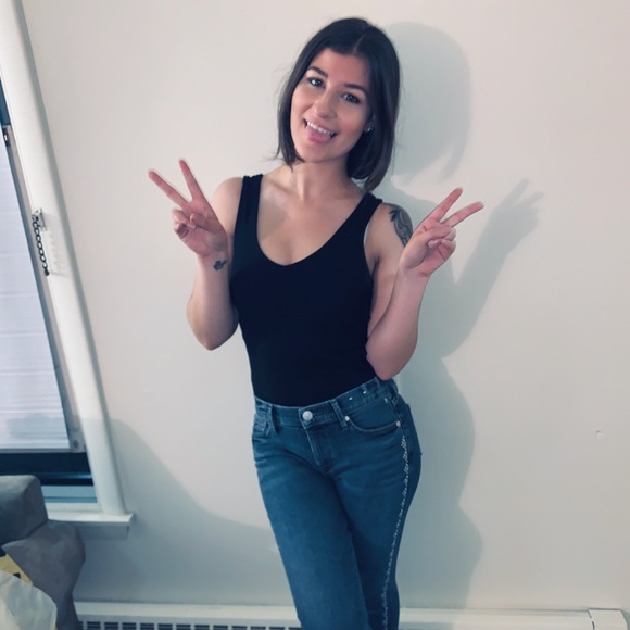 Meet your Posher, Kyleigh - Picture 3 of 5